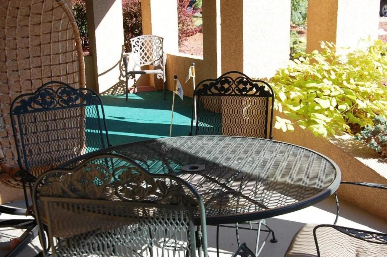 A Vacation Paradise At Quail Ridge B&B Kelowna Buitenkant foto